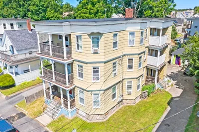 41 Hillberg Ave