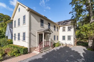 65 Riverview Circle 1