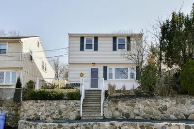 12 Marivista Avenue 1