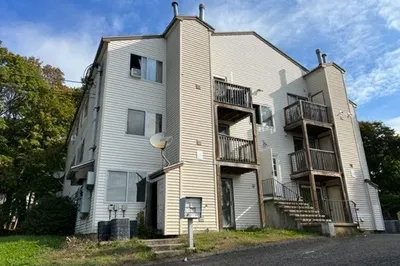 20 Powell Street #5 1