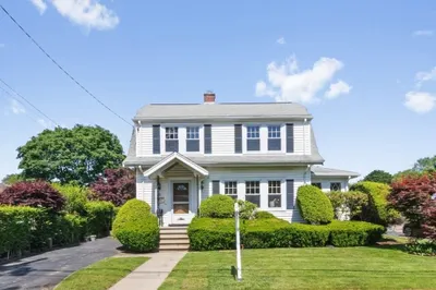 10 Fernwood Rd 1
