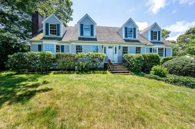 83 Hillside Dr 1