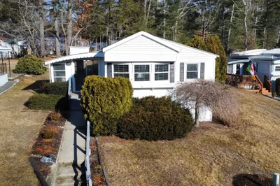 34 Redwood Dr