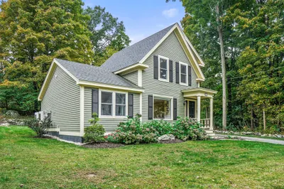 38 Water St 1