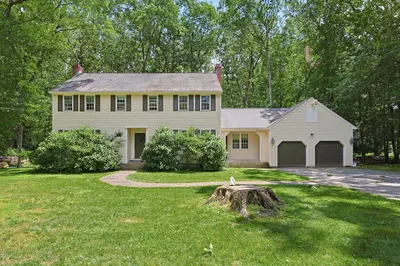 12 Carriage Drive 1