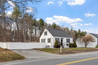 1430 Mammoth Rd