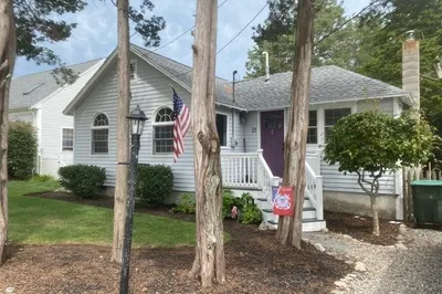 54 Everett St #54 1
