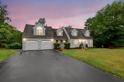 11 Elmwood Dr 1