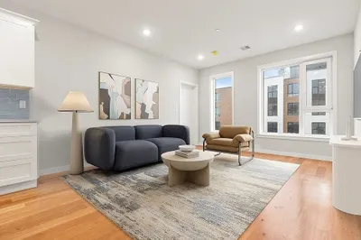 267 Old Colony Ave #301