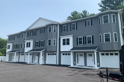 1418 Main St #104