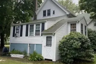 5 Baker St #1 1
