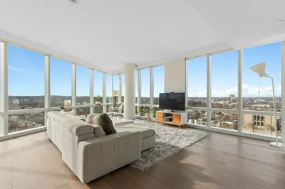 188 Brookline Ave #21A 1