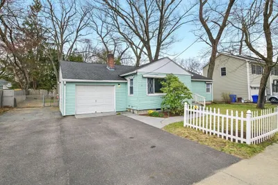 165 Seymour Ave 1