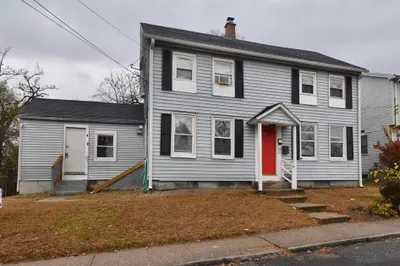 74 Cherry St 1