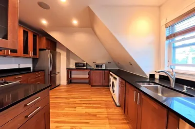 185 Davis Avenue #8 1