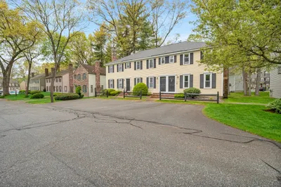 855 Wellman Ave #855