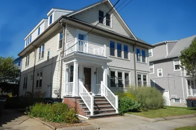 15 Mary St #15