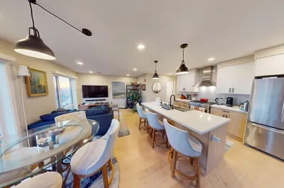 457 W. Broadway #306