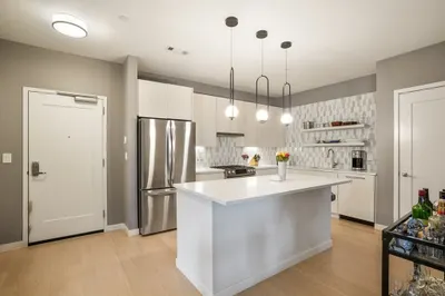 45 W 3rd St #313