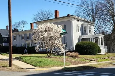 7 Congress St