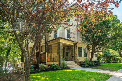 21 Regent Cir #6