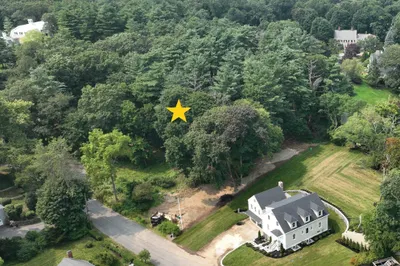 5 Home Meadows Ln