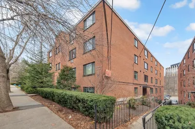 205 Kent St #36