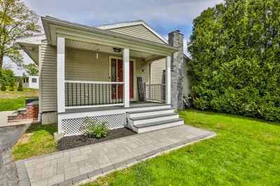 6 Phaneuf St 1