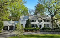 Wellesley, MA