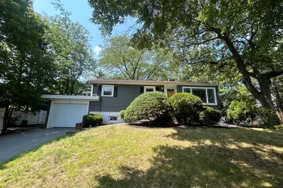 53 Dickson Ave 1