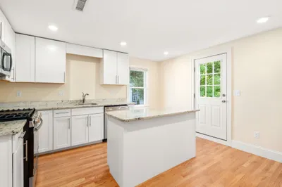 30 Willow Street #30 1