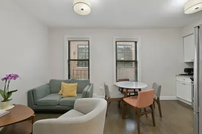 135 Havre Street #2 1