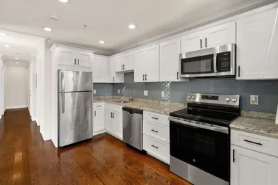 39 W Walnut Street #1 1
