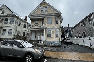 87-89 Trenton Street