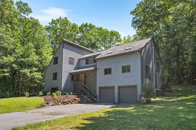 15 Woodside Dr 1