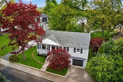 7 Franklin St 1