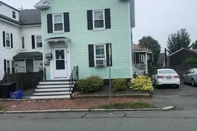 27 Pond Street #1 1