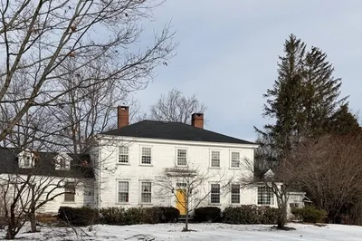 43 Winchendon Rd 1