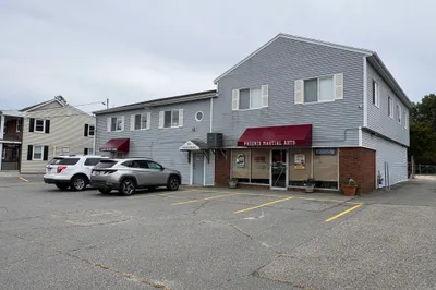 312 Wilbur Ave 1