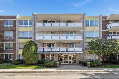 41 Park Street #304