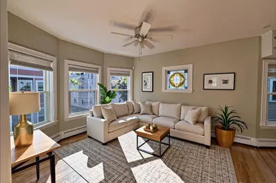 11 Traymore St #11