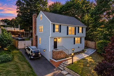 59 Maplewood Rd 1