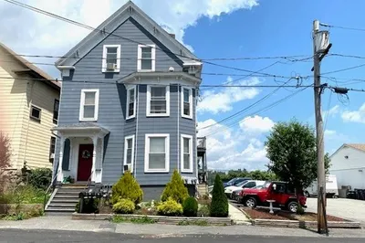 23 Lafayette St 1