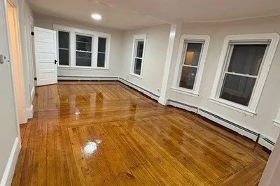 17-19 Maplewood Ave #2 1