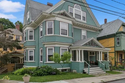 23 Conway Street #1