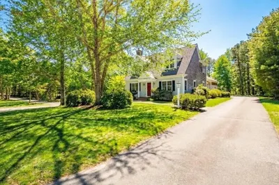 28 Watercourse Pl 1