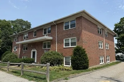 47 Alvarado Avenue #3B 1