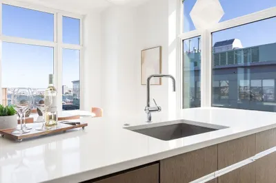100 Lovejoy Wharf #PH1A 1