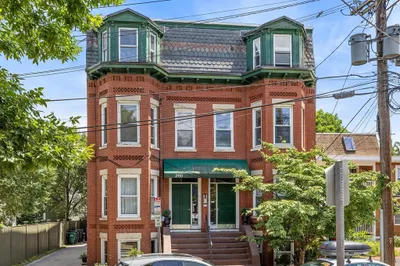 260-262 Sidney Street #2R