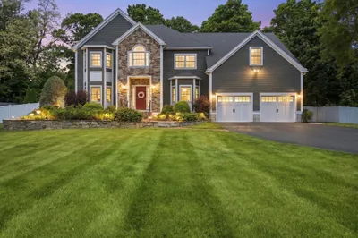3 Crossman Ln